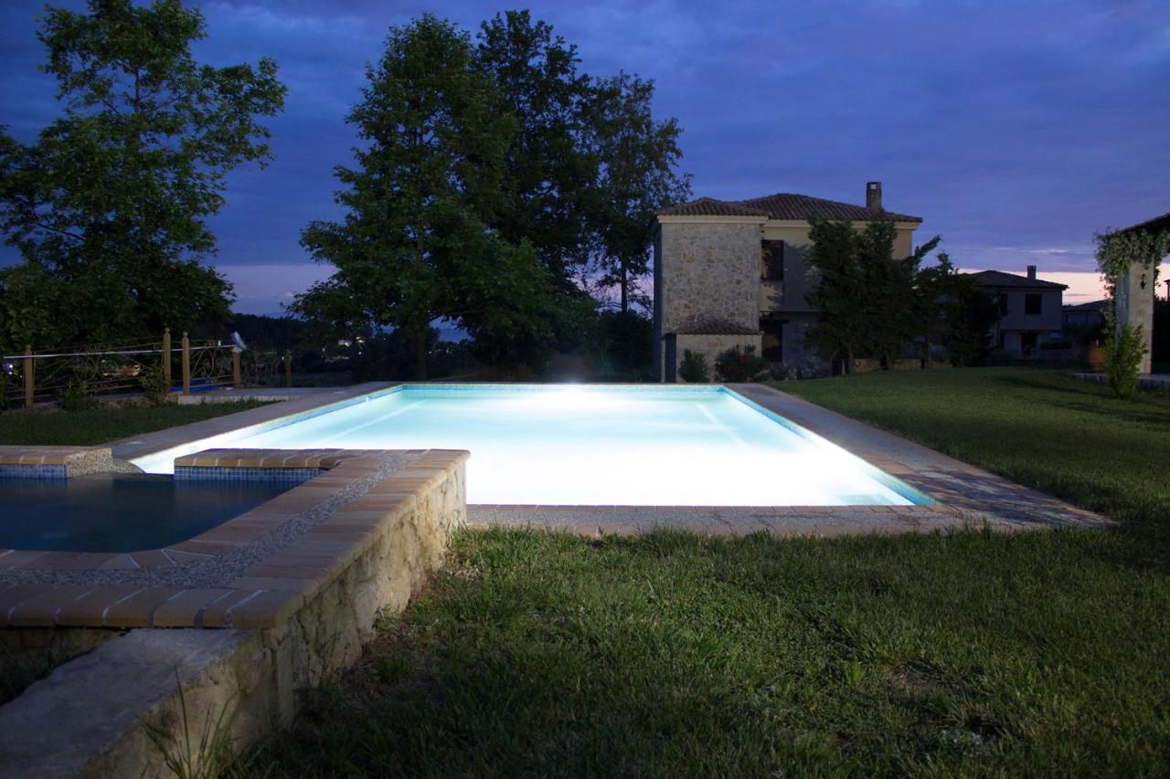 Villa Jordan'S Stone House à Siviri Extérieur photo