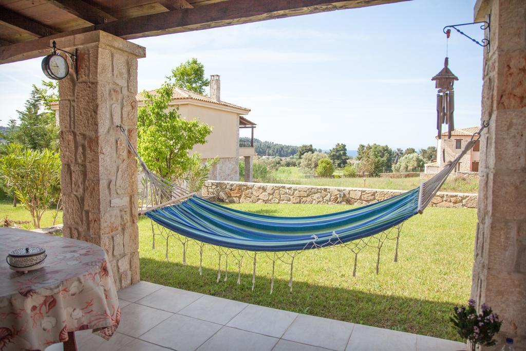 Villa Jordan'S Stone House à Siviri Extérieur photo