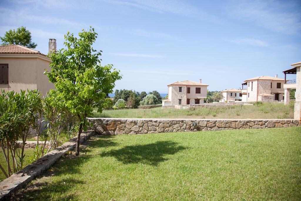 Villa Jordan'S Stone House à Siviri Extérieur photo