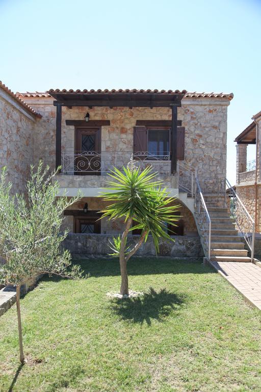 Villa Jordan'S Stone House à Siviri Extérieur photo