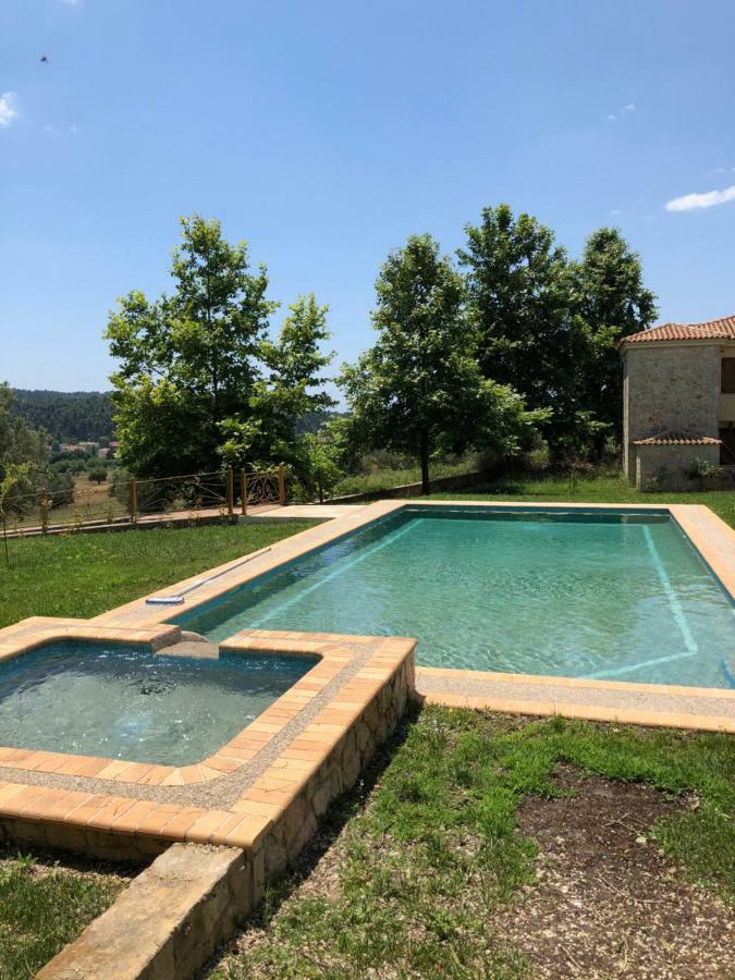 Villa Jordan'S Stone House à Siviri Extérieur photo